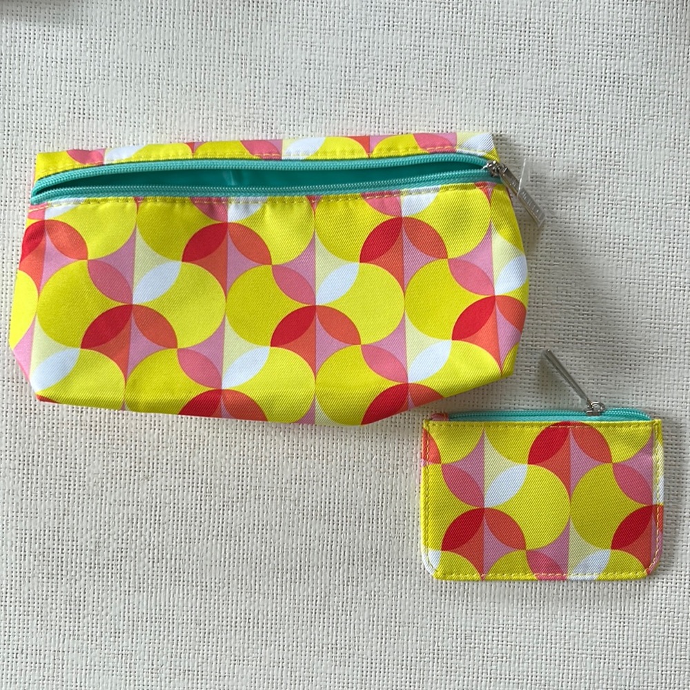 🆕 Clinique matching makeup toiletry bag set of 2 yellow, red, pink pattern
